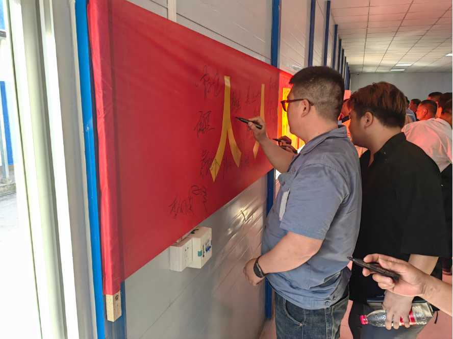 1685405021477.png image.png